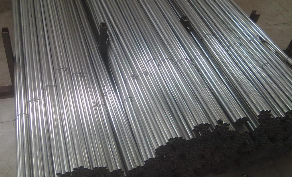 友發(fā)鋼管集團(tuán)革新JDG管安裝工藝,顯著提升施工效率